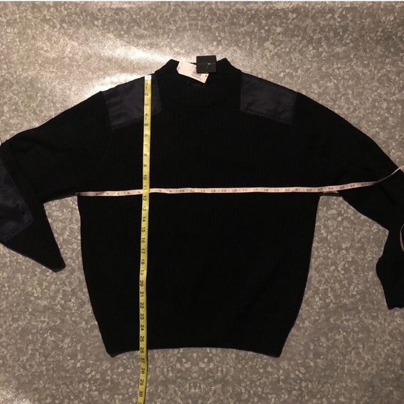 SOLD! NWT Magaschoni LongSleeve Sweater with elbow patch - Picture 7 of 8